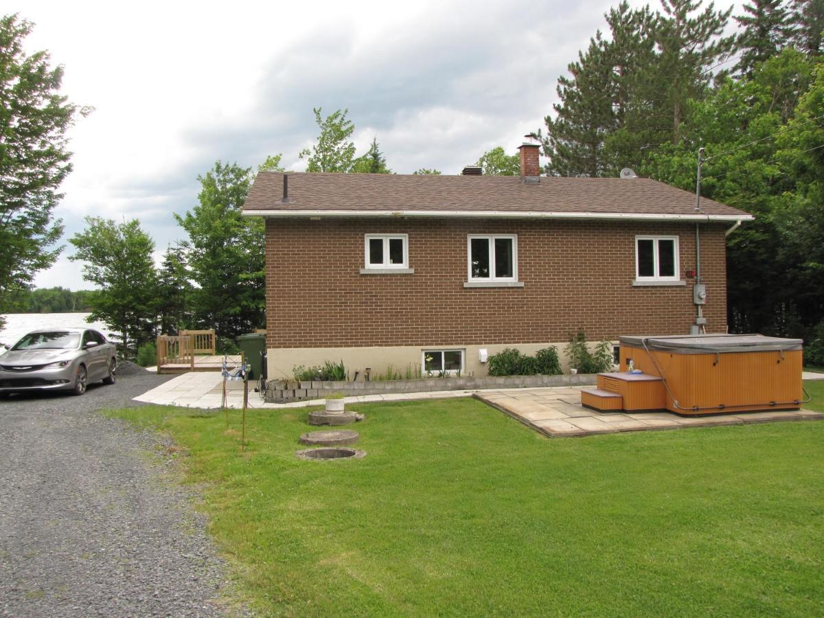 La Parade Du Huard - Et Chalet